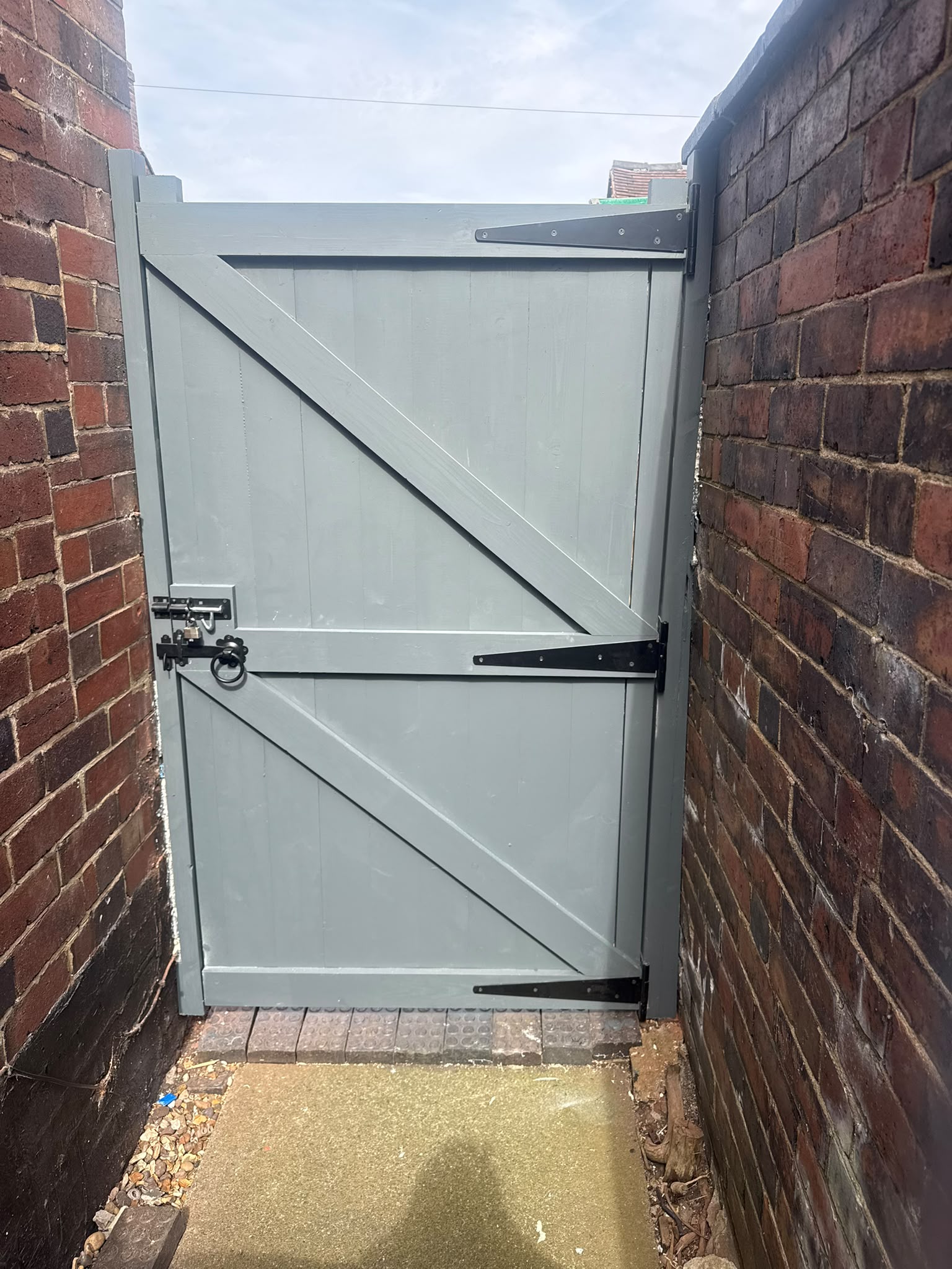 Framed garden gate